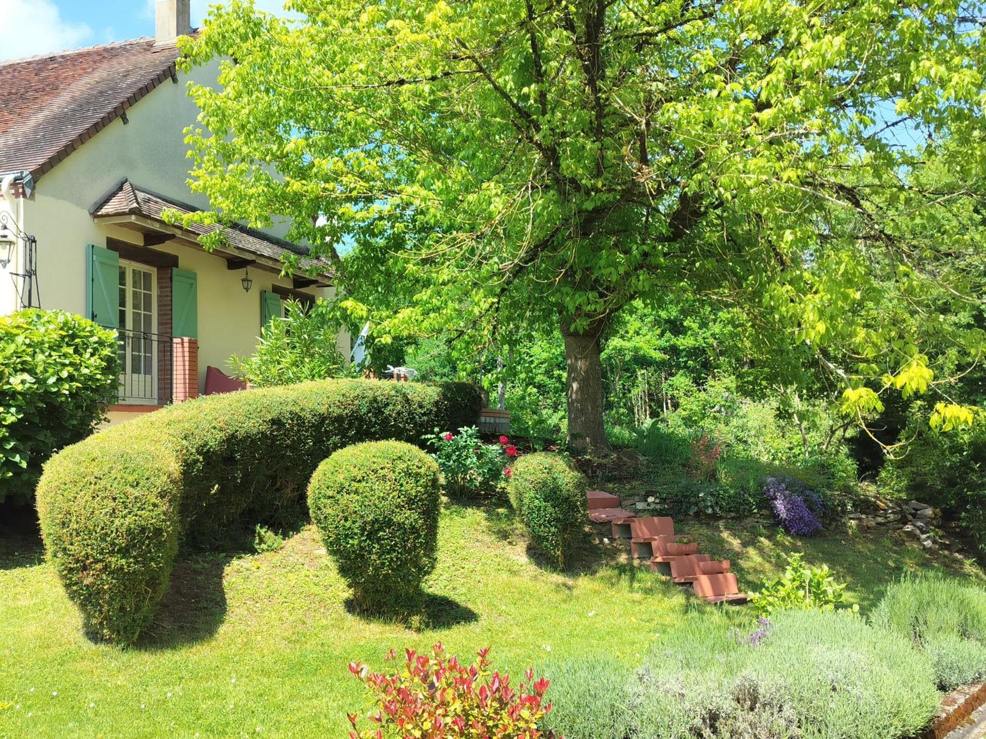 Chambres D'Hotes / B&B Chez Mon Reve Eguzon-Chantome Buitenkant foto